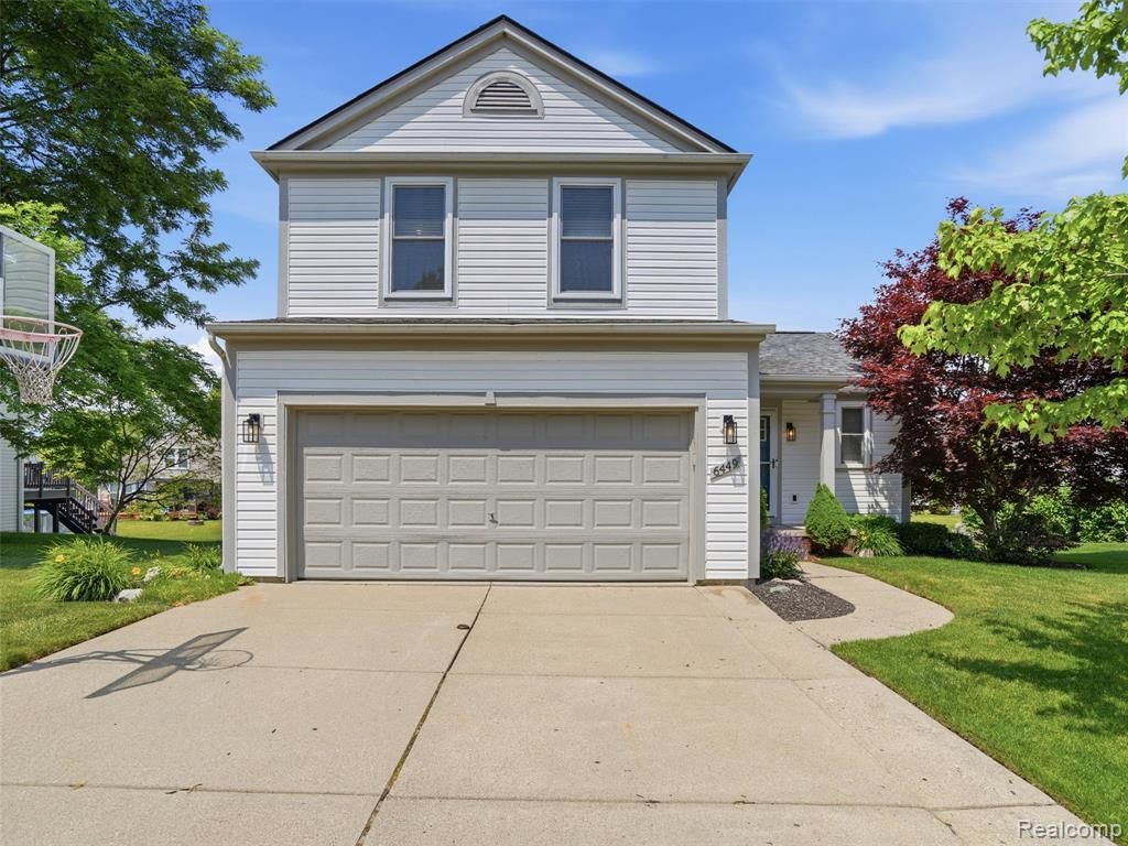 6449 Cranberry Drive, Holly Township, MI 48442 Main Photo