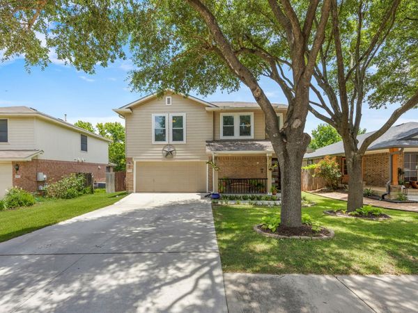 2060 Buckley LN, Round Rock, TX 78664