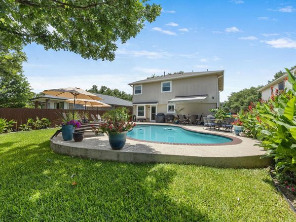 2060 Buckley LN, Round Rock, TX 78664