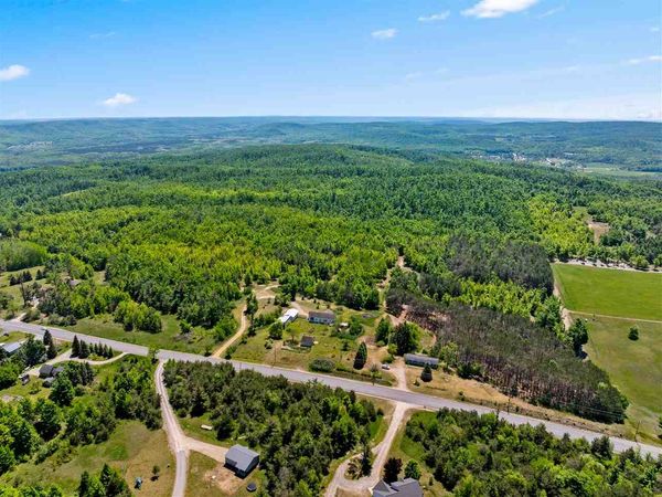 Mitchell Road, Petoskey, MI 49770