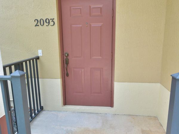 2093 SE Fern Park Drive, Port St. Lucie, FL 34952