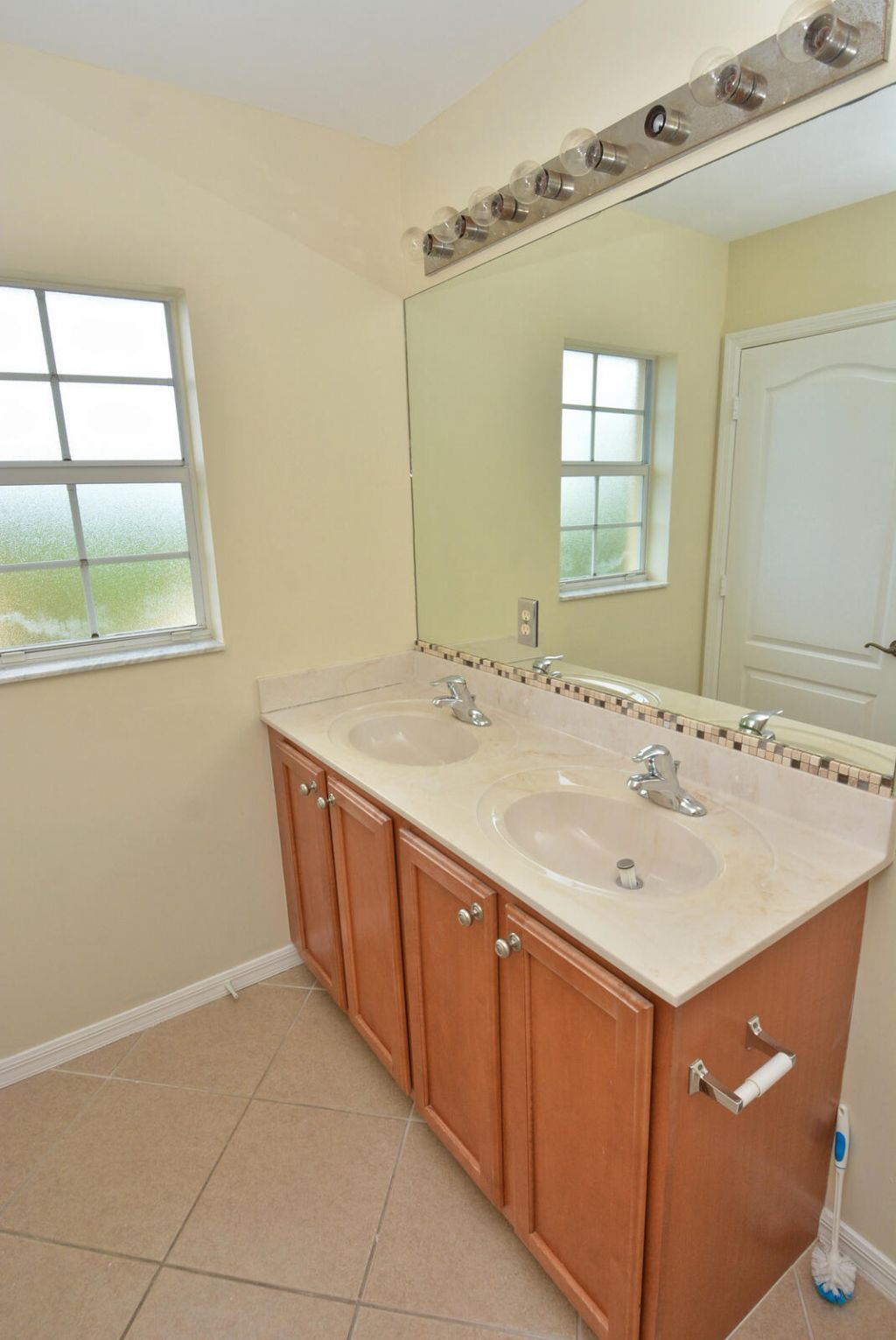 2093 SE Fern Park Drive, Port Saint Lucie, FL 34952 Photo