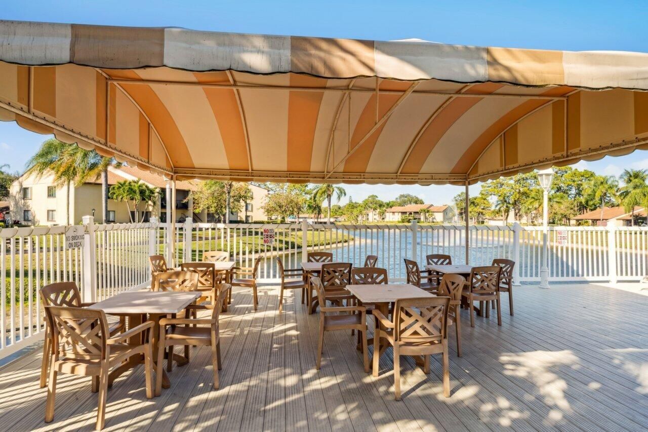 618 Sea Pine Way, Unit A2, Greenacres, FL 33415 Photo
