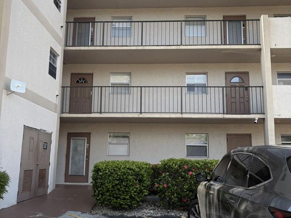 8311 Sands Point Boulevard, Unit 106, Tamarac, FL 33321