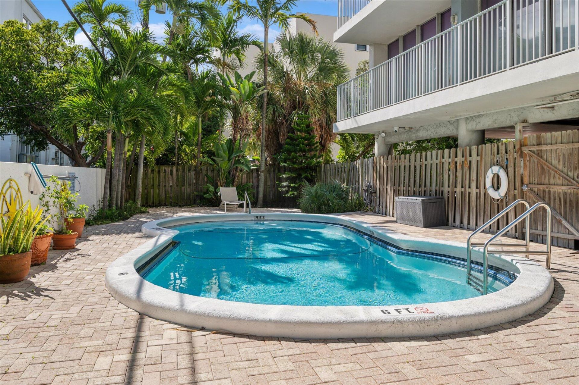 524 Orton Avenue, Unit 201, Fort Lauderdale, FL 33304 Photo