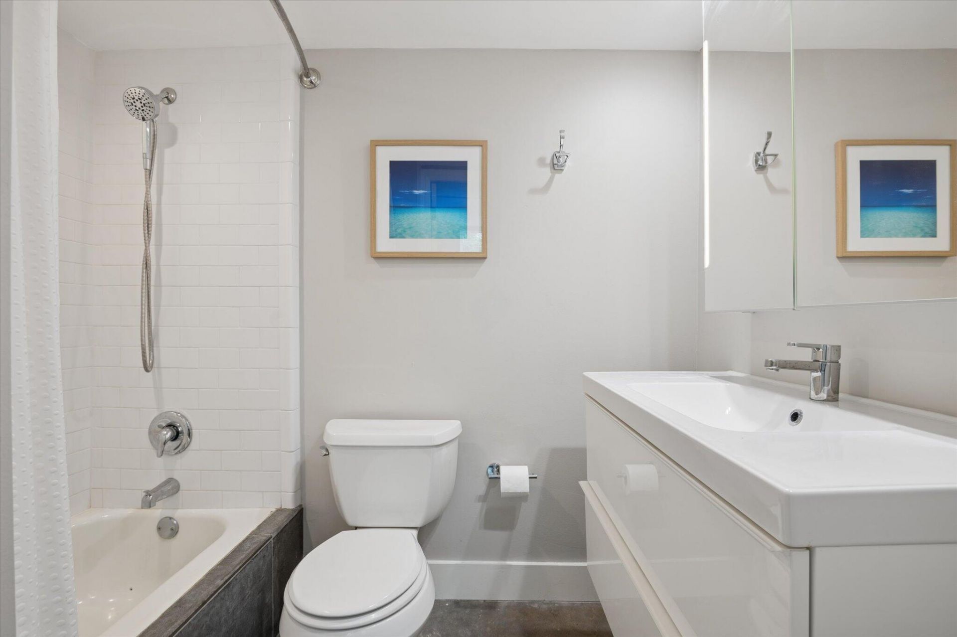 524 Orton Avenue, Unit 201, Fort Lauderdale, FL 33304 Photo