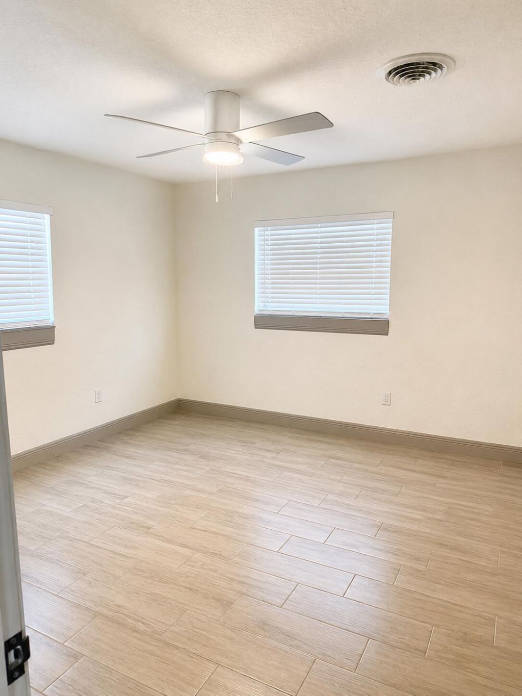 907 Antigua Avenue, Fort Pierce, FL 34982 Photo