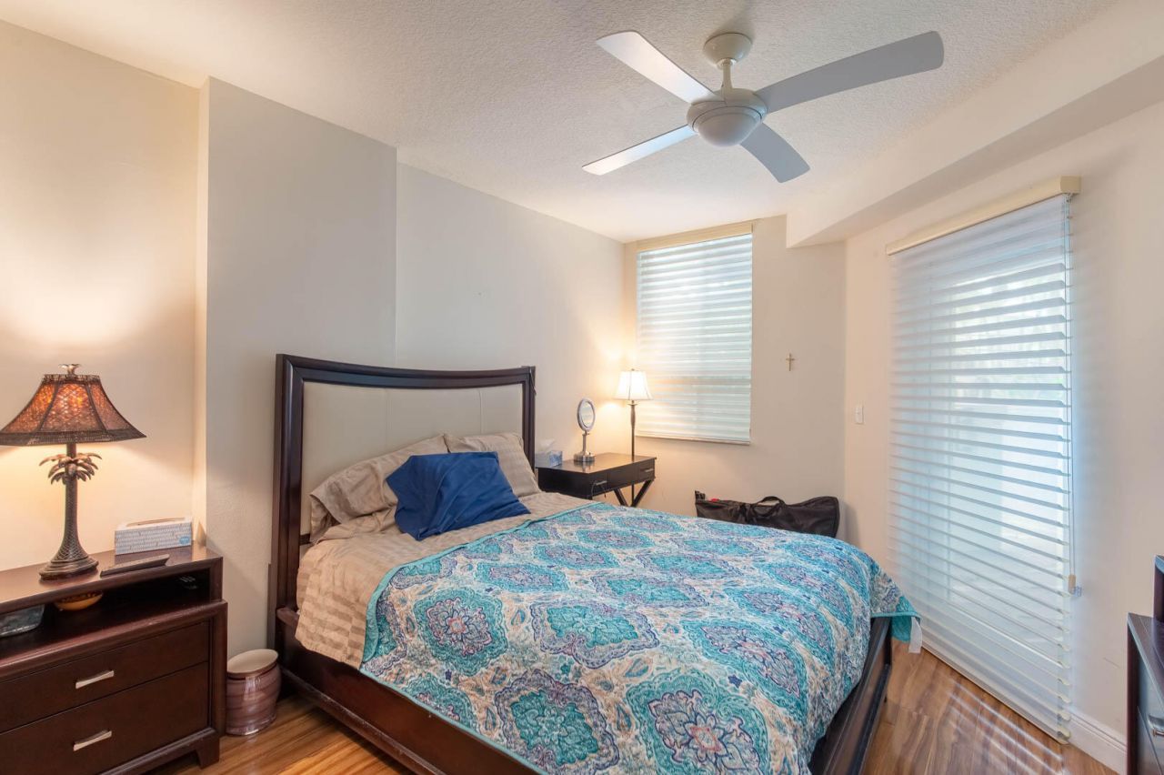 600 S Dixie Hwy 520 Highway, Unit 520, West Palm Beach, FL 33401 Photo