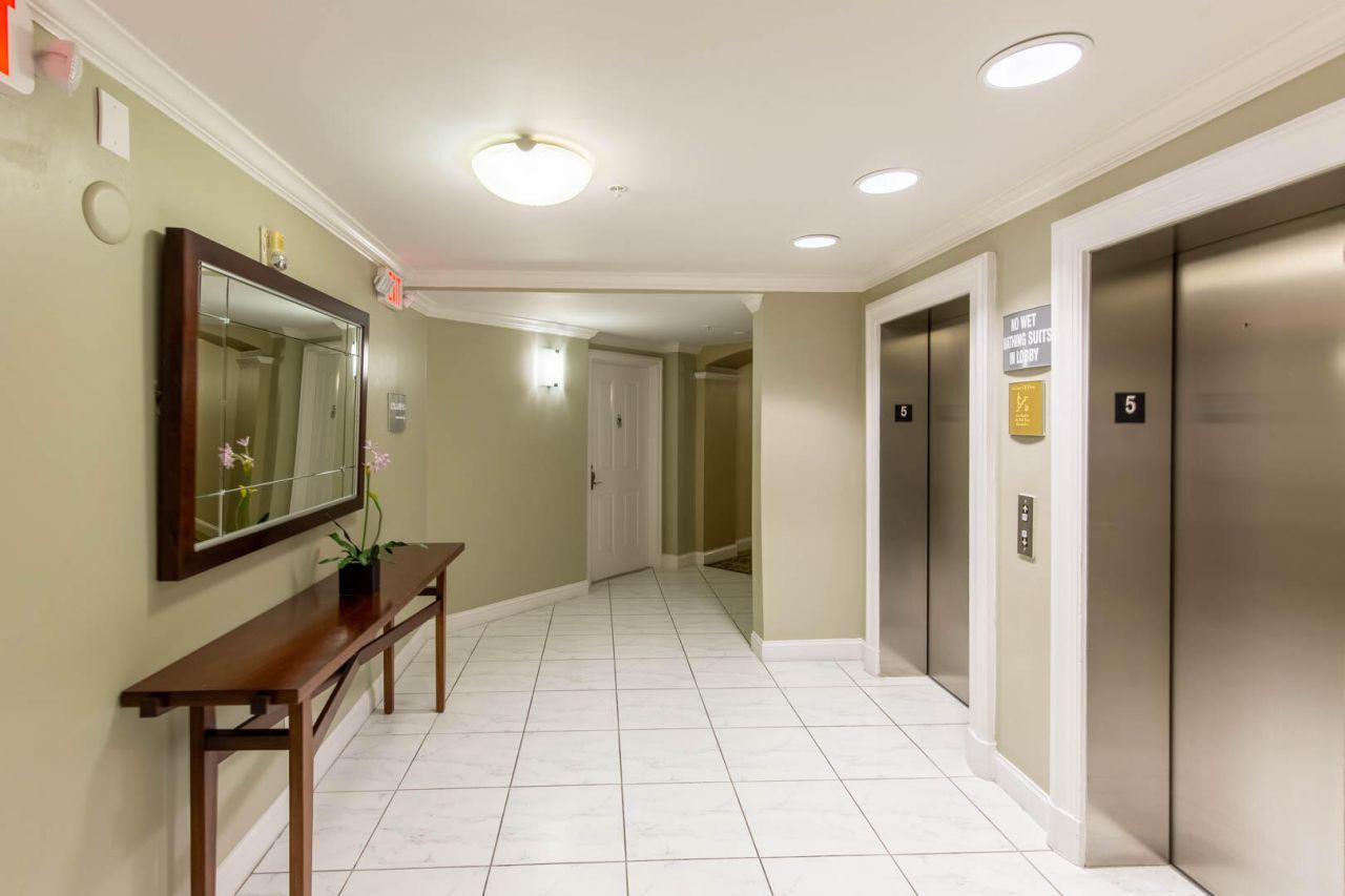600 S Dixie Hwy 520 Highway, Unit 520, West Palm Beach, FL 33401 Photo