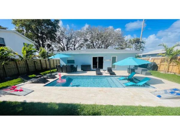 3004 SE 4th Avenue, Fort Lauderdale, FL 33316
