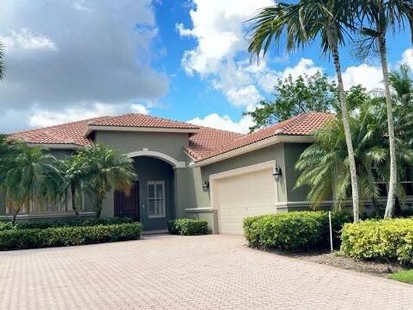 8387 Ironhorse Court, West Palm Beach, FL 33412
