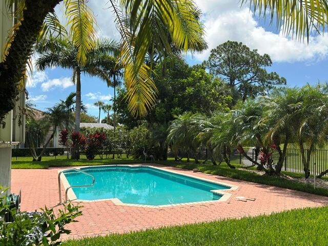 8387 Ironhorse Court, West Palm Beach, FL 33412 Photo