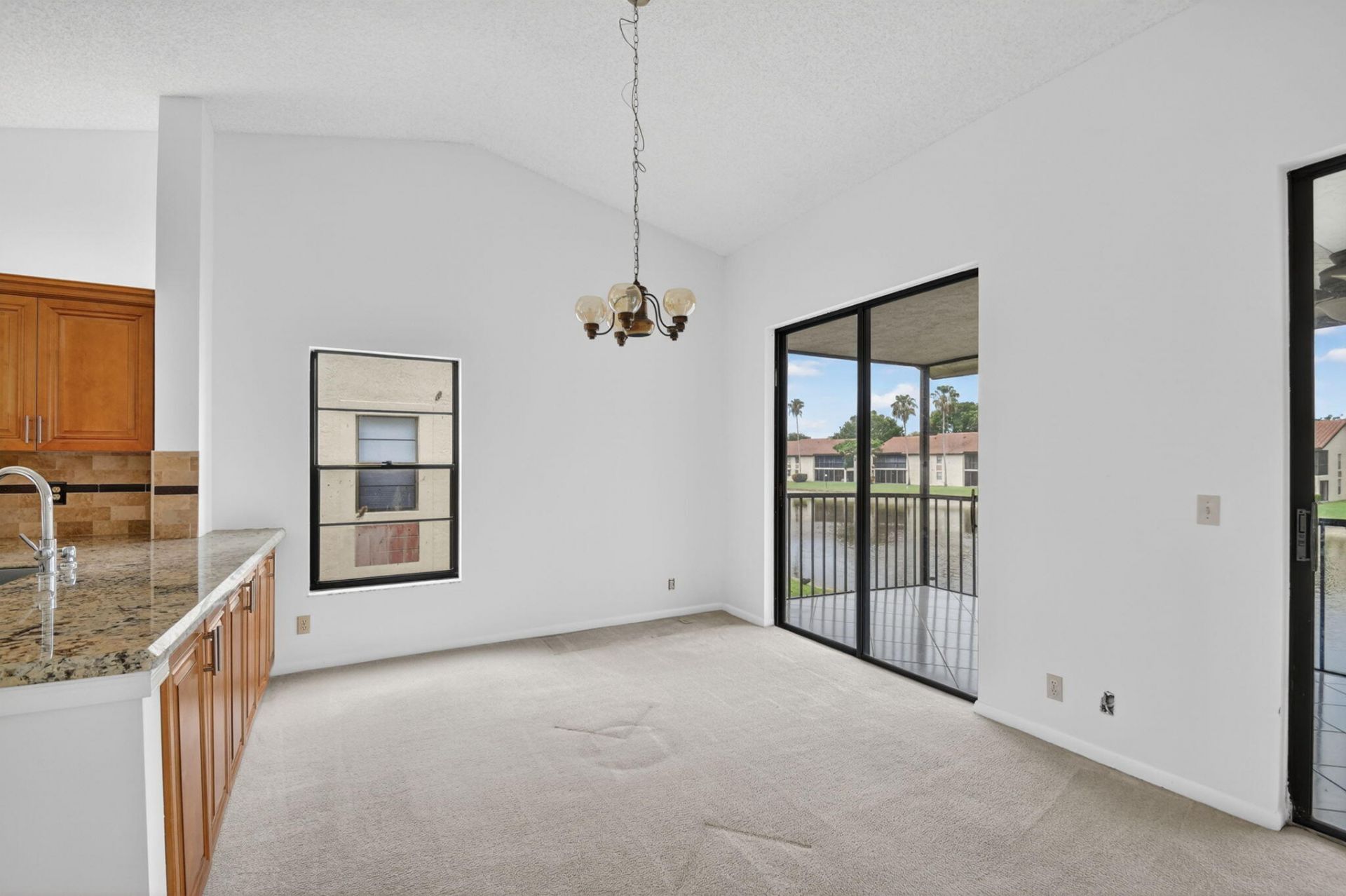 10231 N Circle Lake Drive, Unit 201, Boynton Beach, FL 33437 Photo