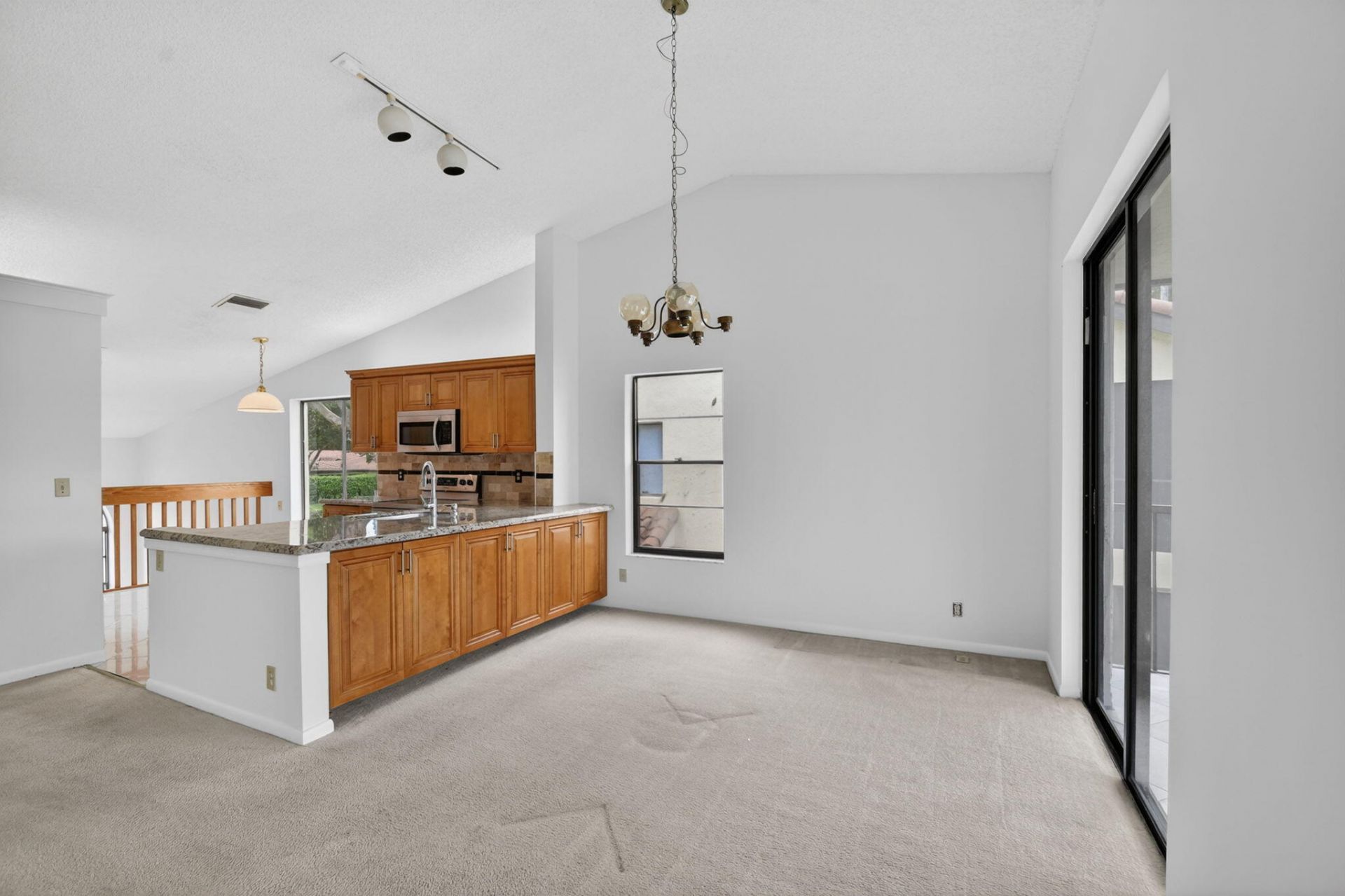 10231 N Circle Lake Drive, Unit 201, Boynton Beach, FL 33437 Photo