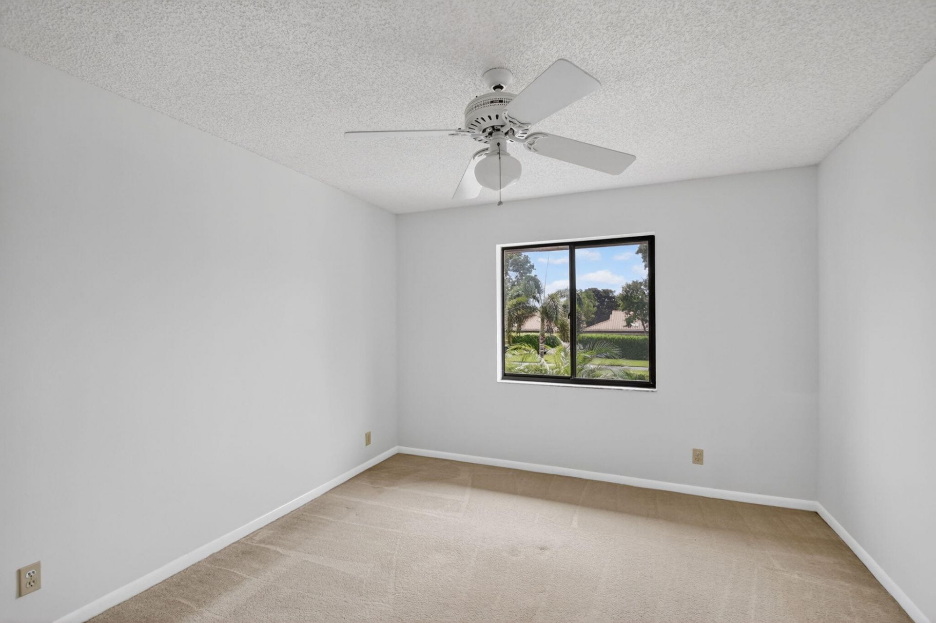 10231 N Circle Lake Drive, Unit 201, Boynton Beach, FL 33437 Photo