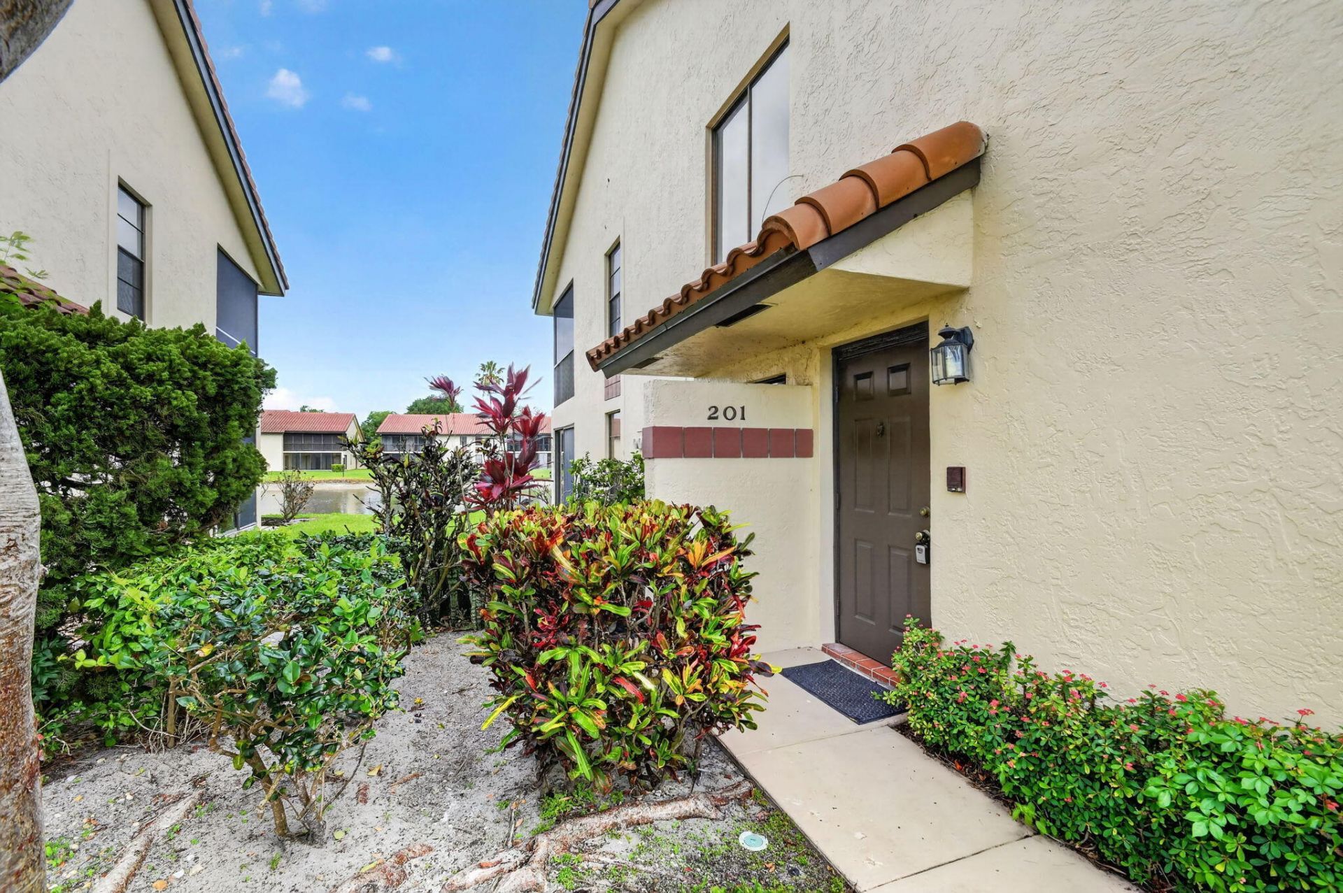 10231 N Circle Lake Drive, Unit 201, Boynton Beach, FL 33437 Photo