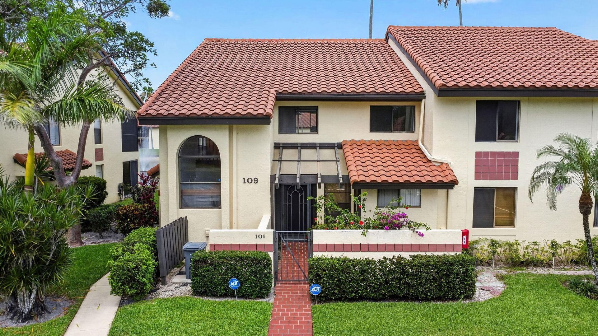 10231 N Circle Lake Drive, Unit 201, Boynton Beach, FL 33437 Photo