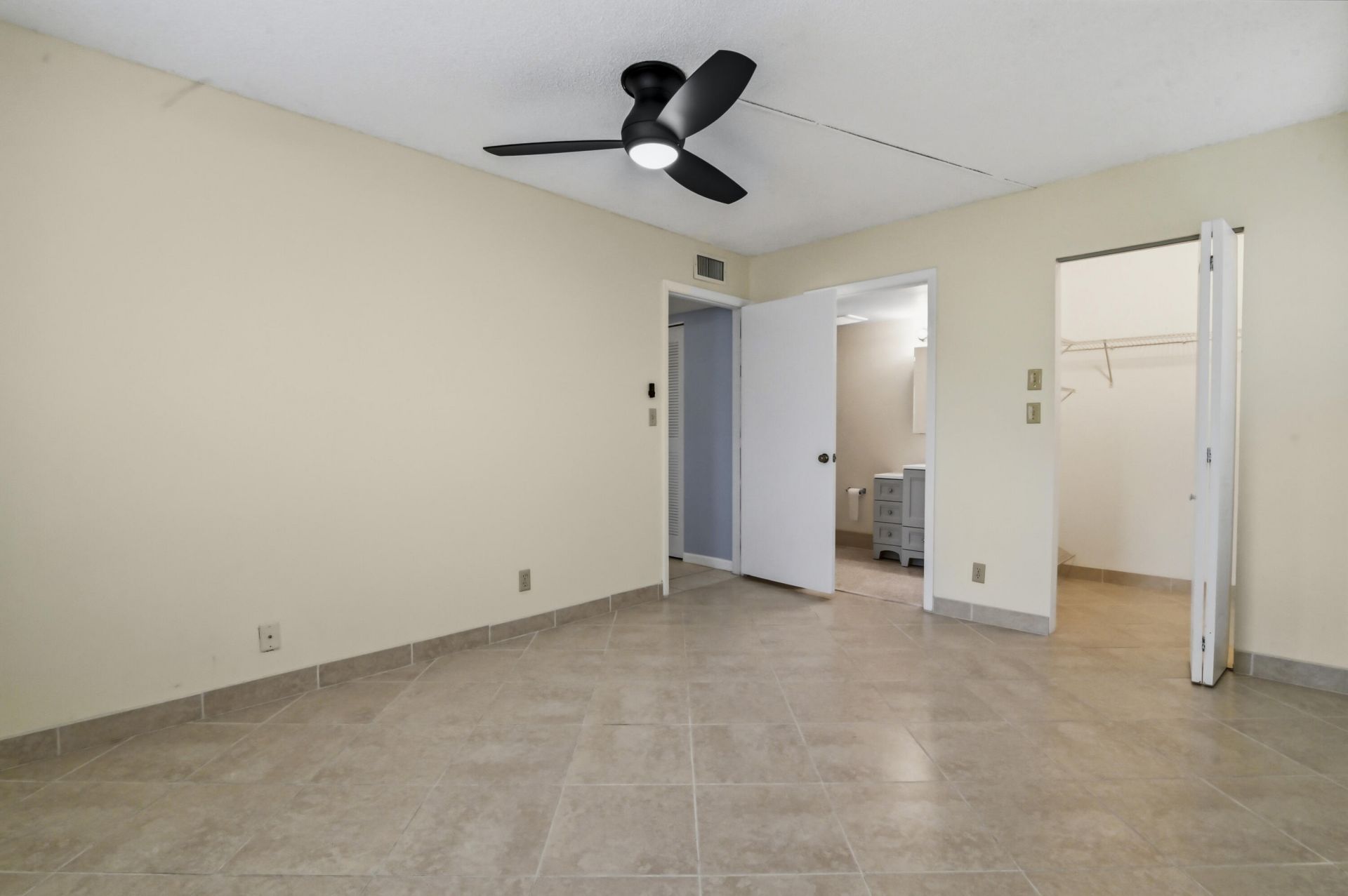 7535 S Oriole Boulevard, Unit 108, Delray Beach, FL 33446 Photo