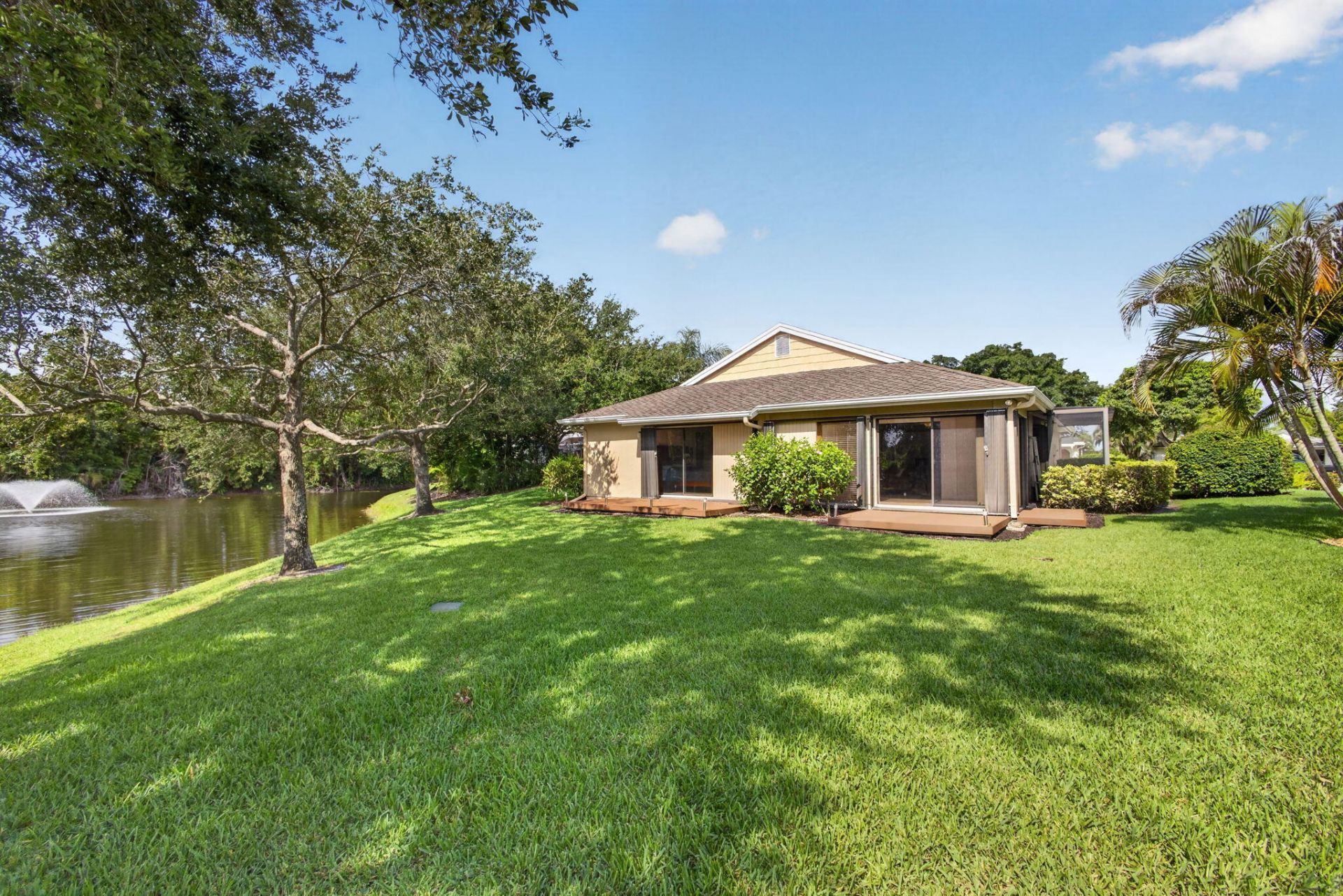 6057 Brandon Street, Unit 6057, Palm Beach Gardens, FL 33418 Photo