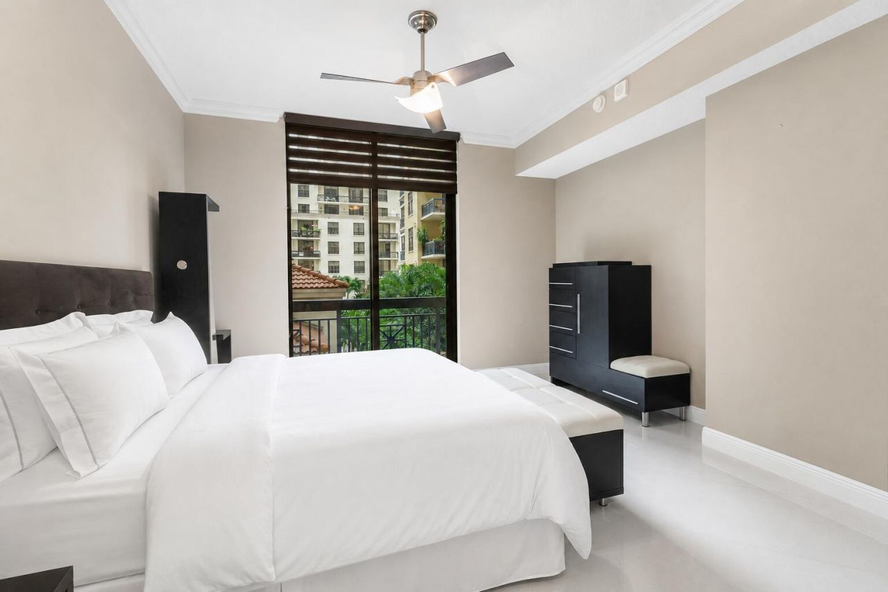 701 S Olive Avenue, Unit 609, West Palm Beach, FL 33401 Photo