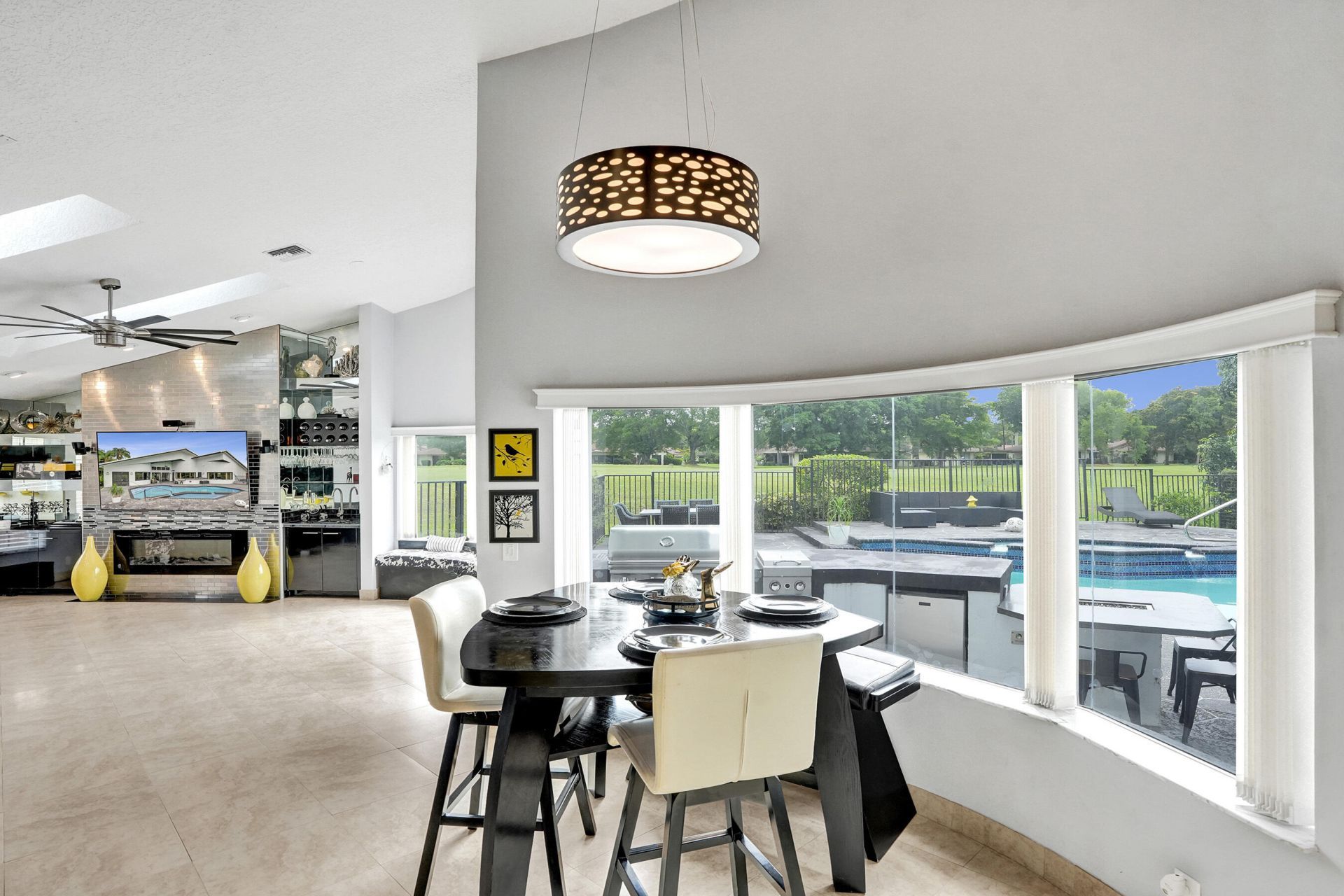 7350 NW 83rd Avenue, Tamarac, FL 33321 Photo