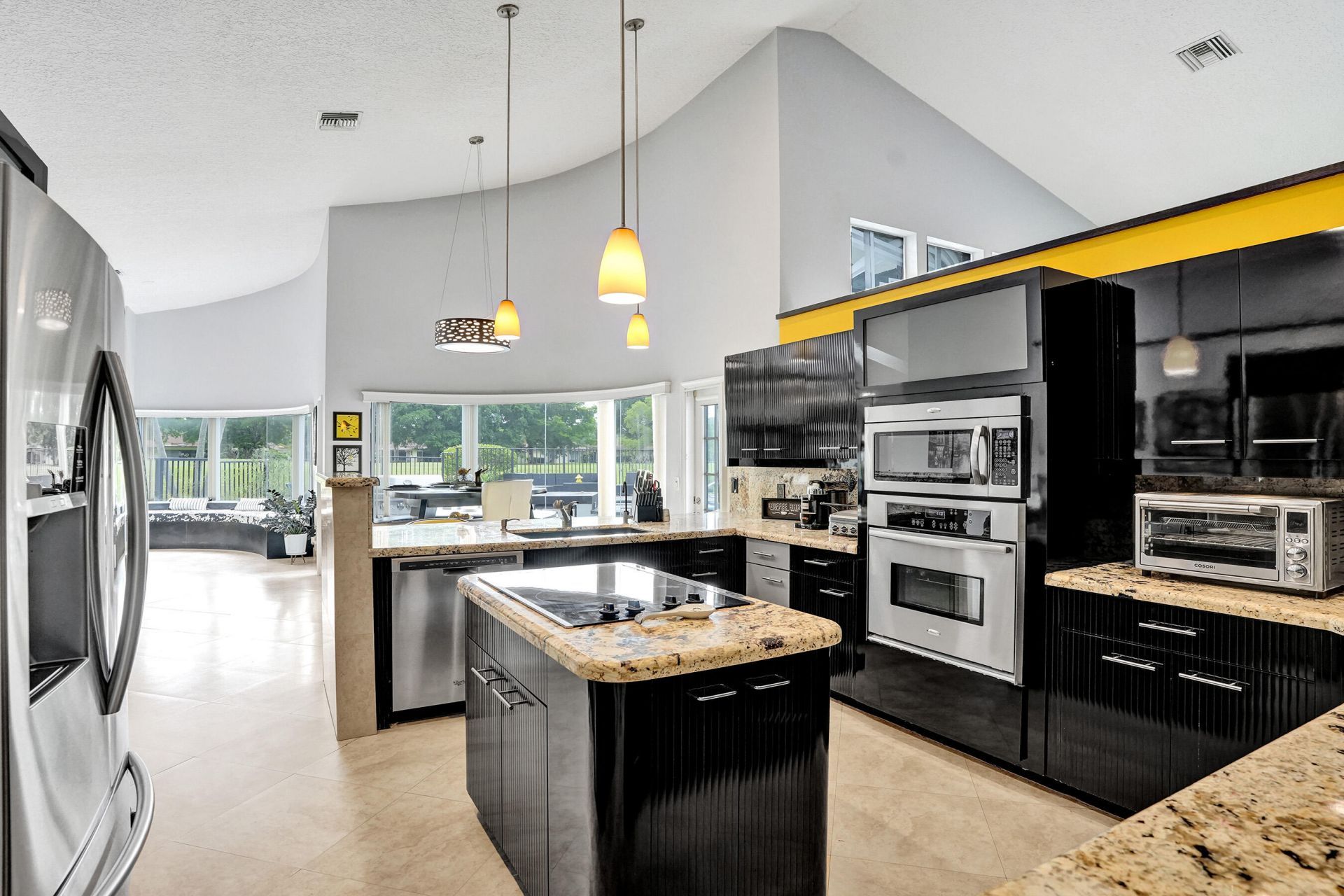 7350 NW 83rd Avenue, Tamarac, FL 33321 Photo