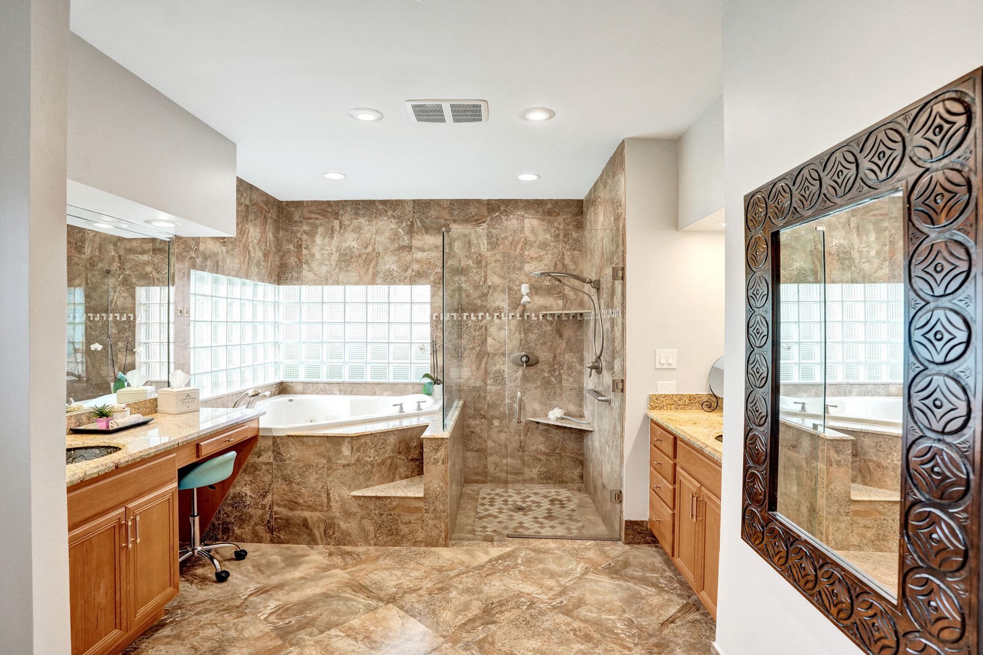 7350 NW 83rd Avenue, Tamarac, FL 33321 Photo