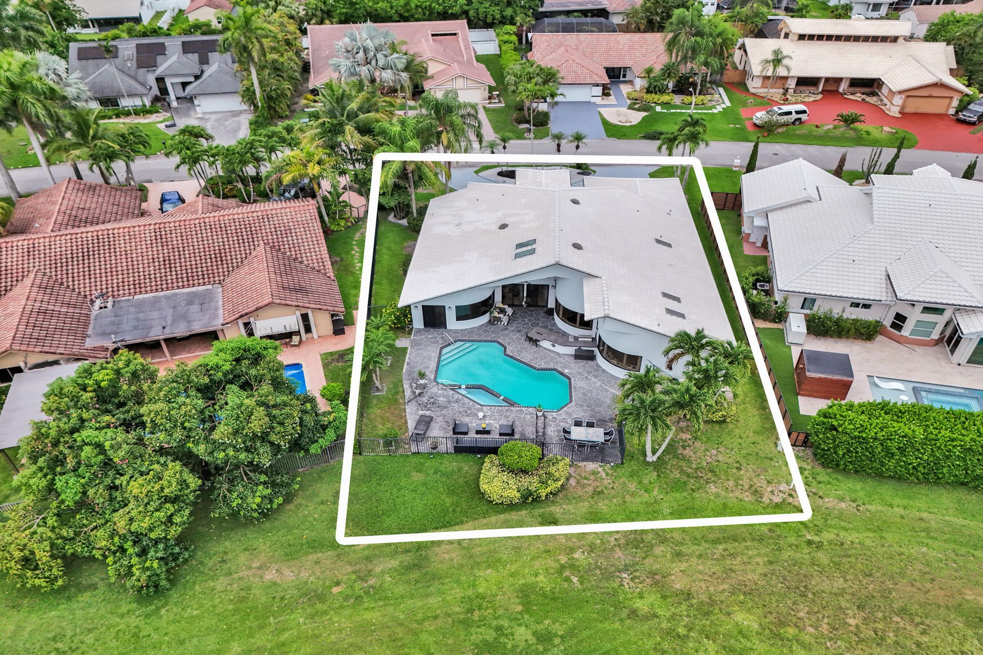 7350 NW 83rd Avenue, Tamarac, FL 33321 Photo