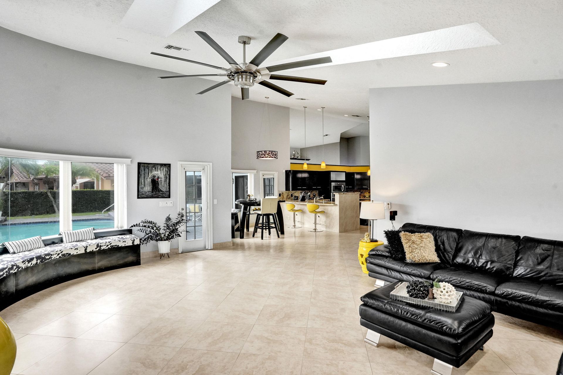 7350 NW 83rd Avenue, Tamarac, FL 33321 Photo