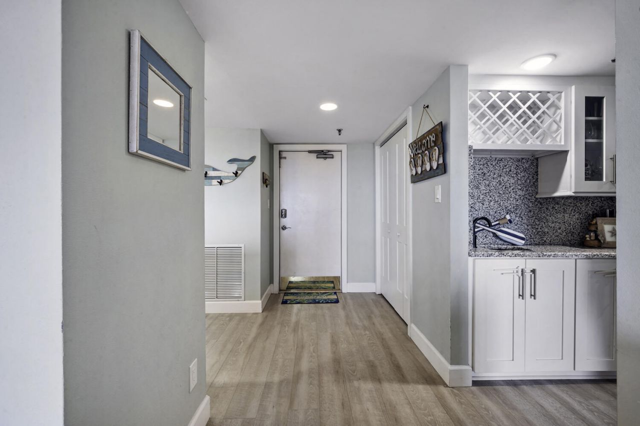 801 S Ocean Drive, Unit 701, Fort Pierce, FL 34949 Photo