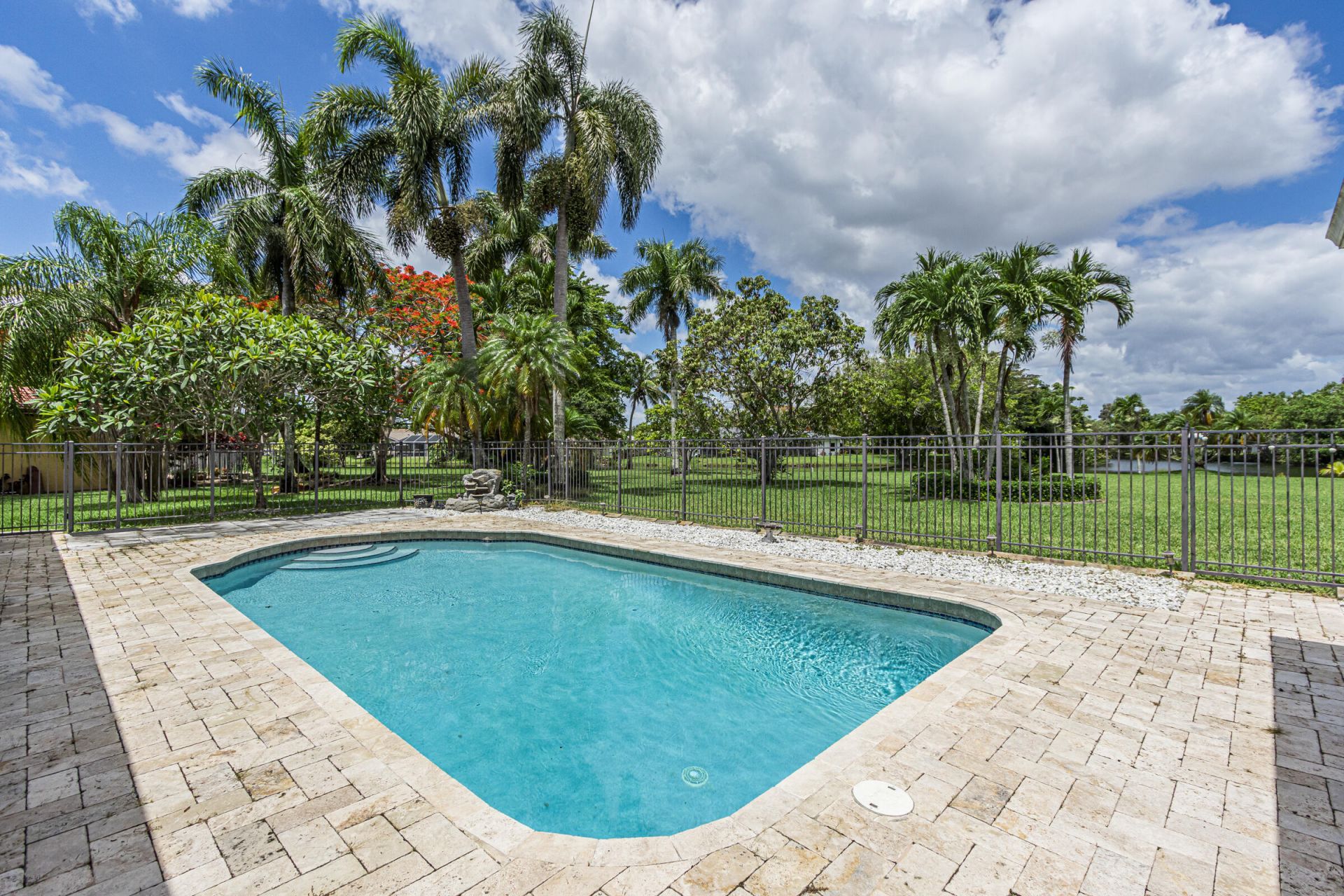 770 Ranch Road, Weston, FL 33326 Photo