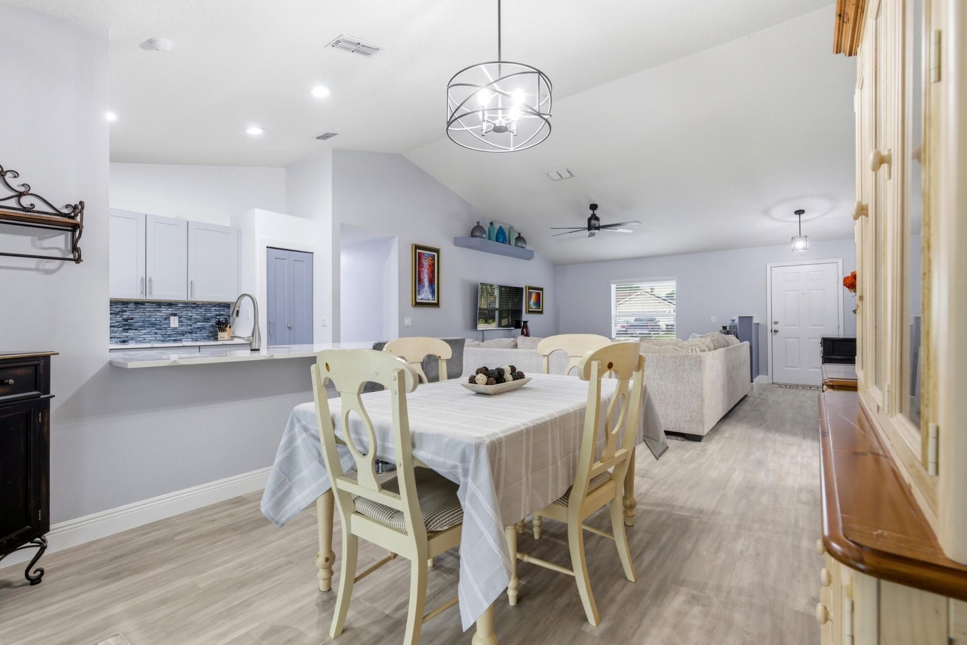 105 SW Glenwood Drive, Port Saint Lucie, FL 34984 Photo