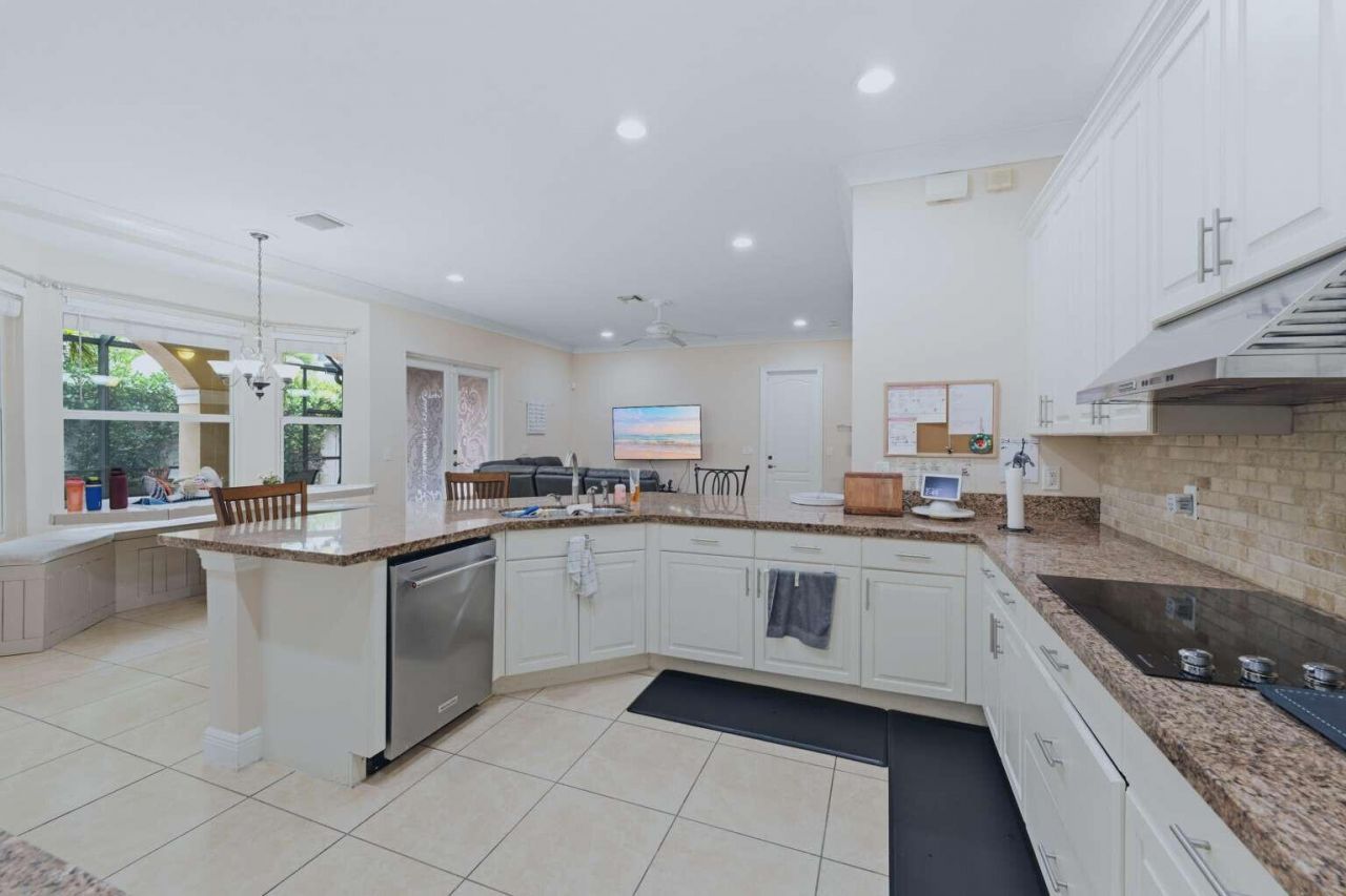 9190 Nugent Trail, West Palm Beach, FL 33411 Photo