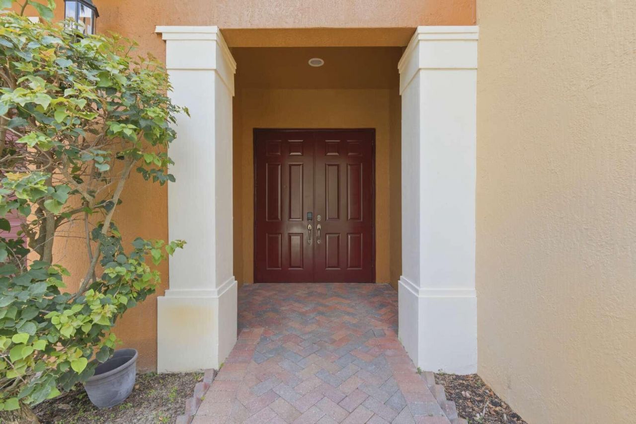 9190 Nugent Trail, West Palm Beach, FL 33411 Photo