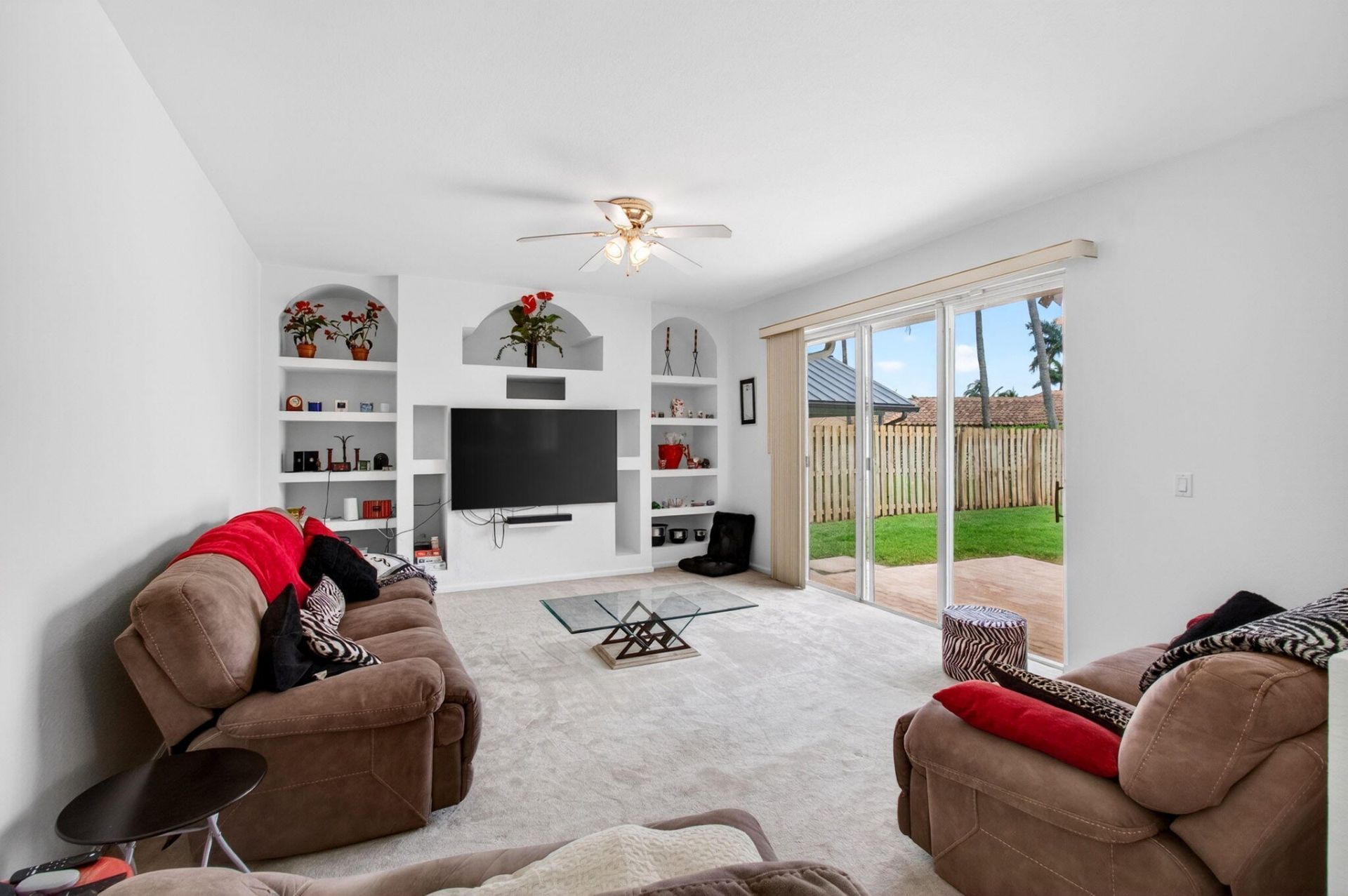 6305 Blue Bay Circle, Lake Worth, FL 33467 Photo