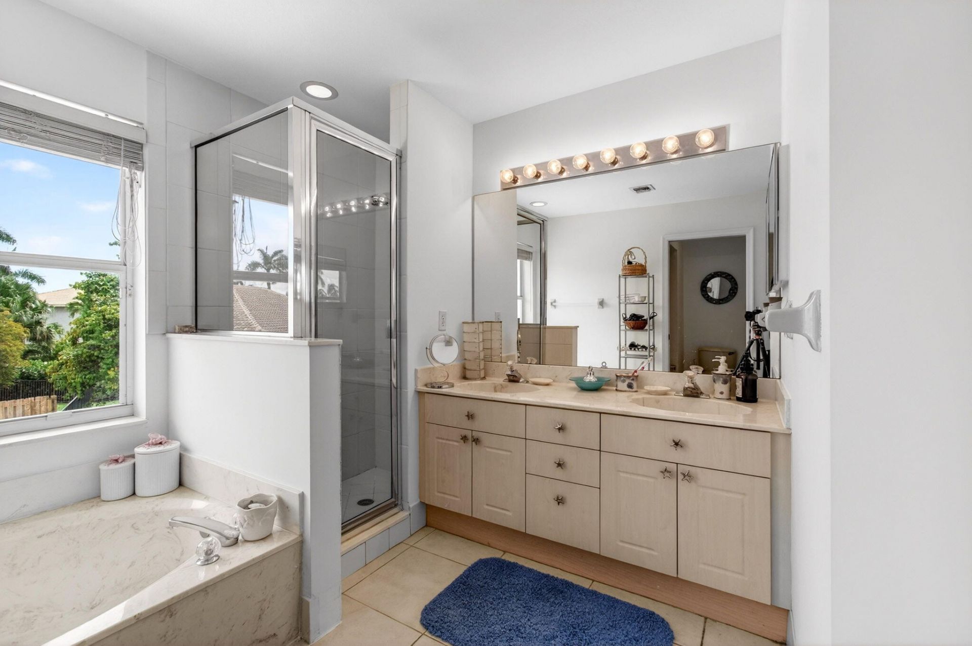 6305 Blue Bay Circle, Lake Worth, FL 33467 Photo