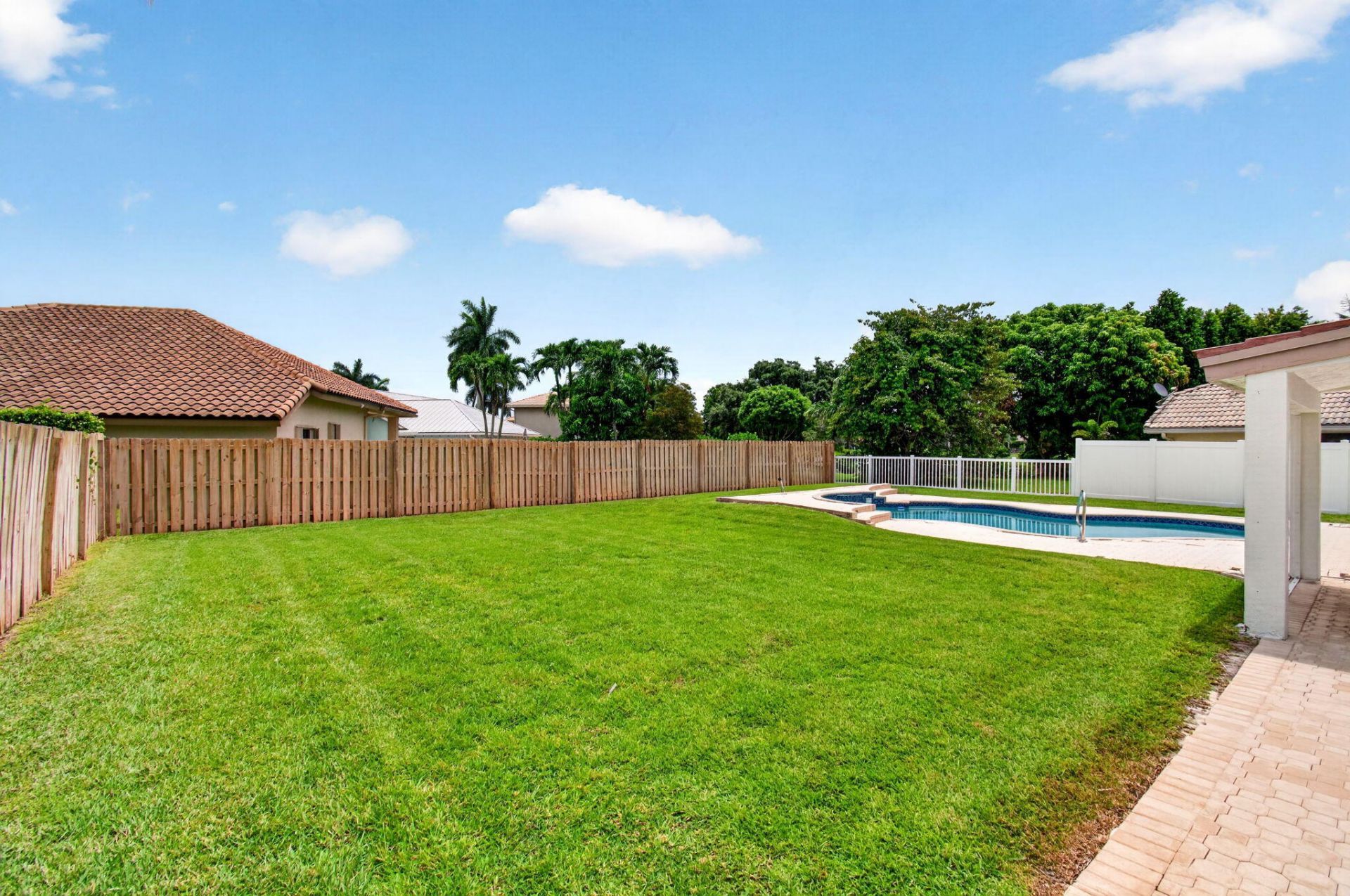 6305 Blue Bay Circle, Lake Worth, FL 33467 Photo