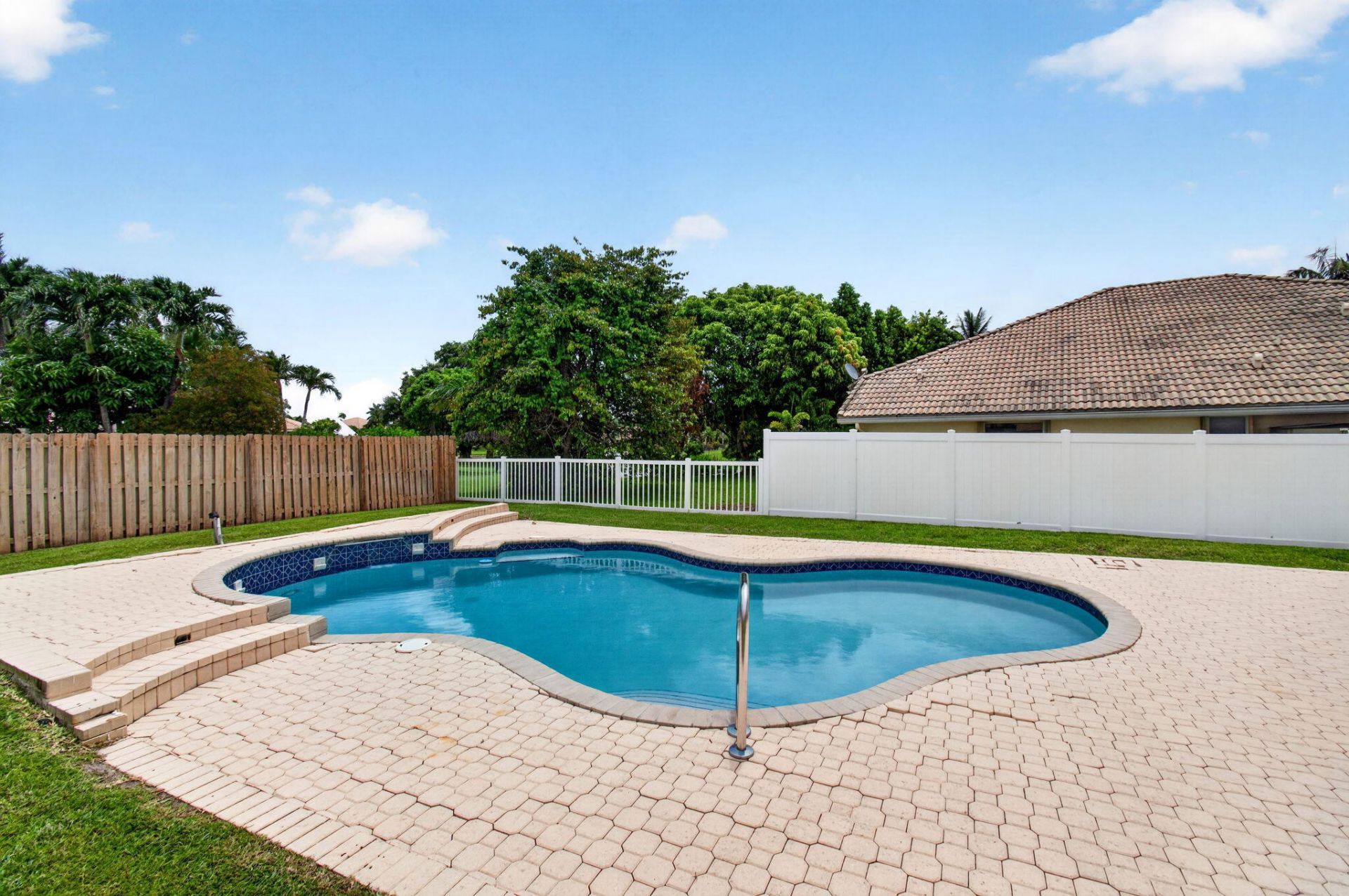6305 Blue Bay Circle, Lake Worth, FL 33467 Photo