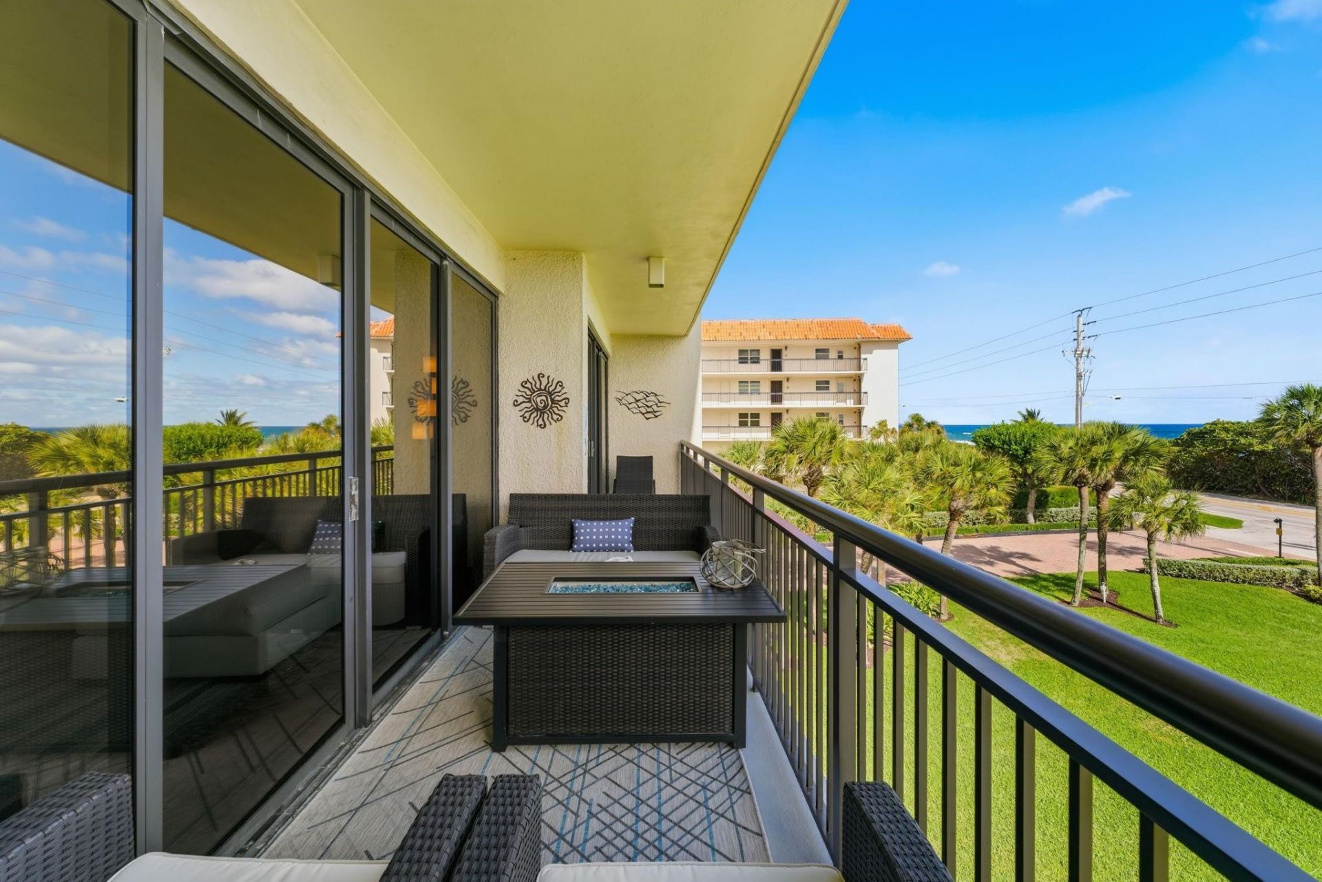 2727 N Ocean Boulevard, Unit 301, Boca Raton, FL 33431 Photo