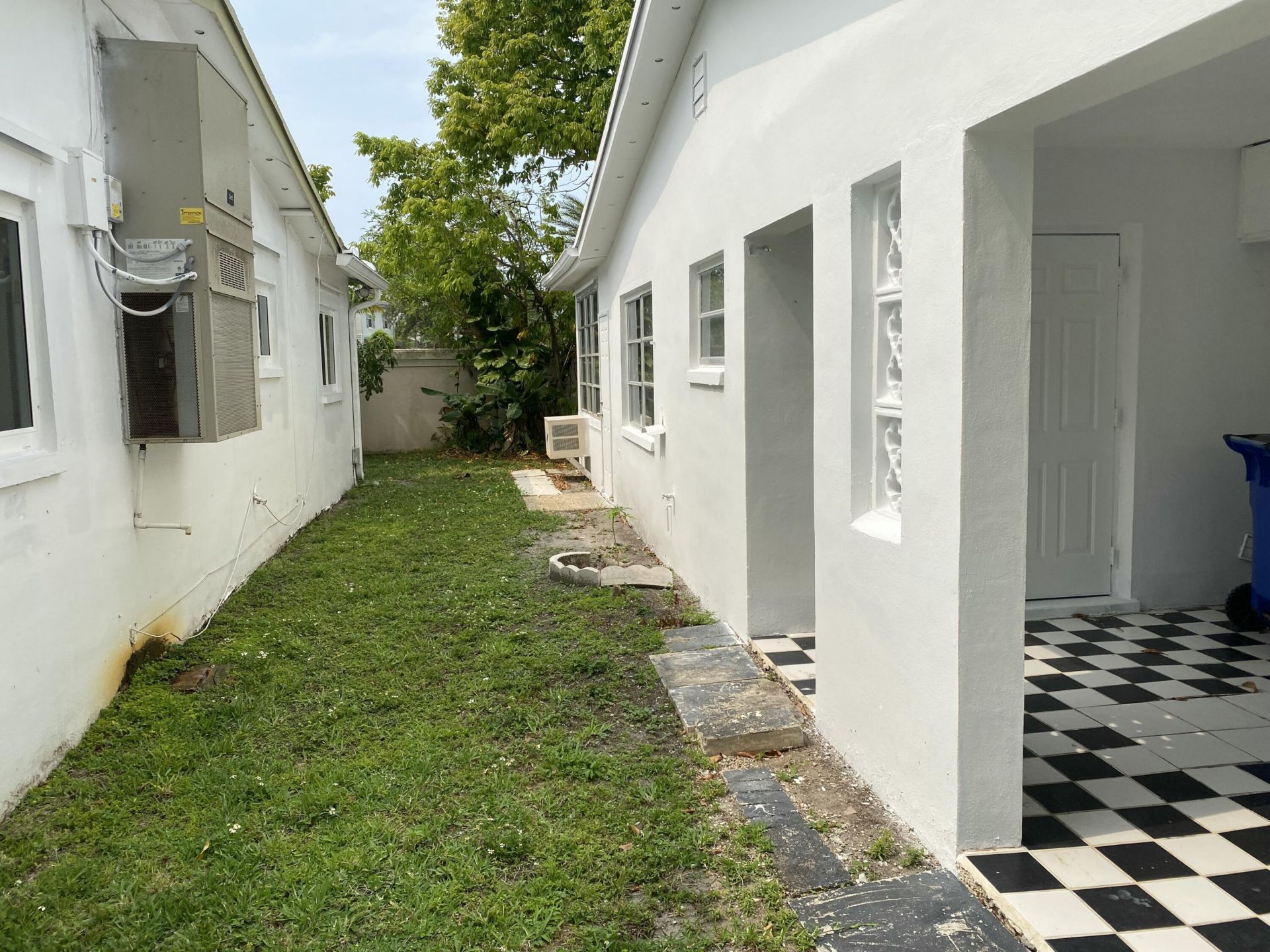 5139 NW 43rd Court, Lauderdale Lakes, FL 33319 Photo