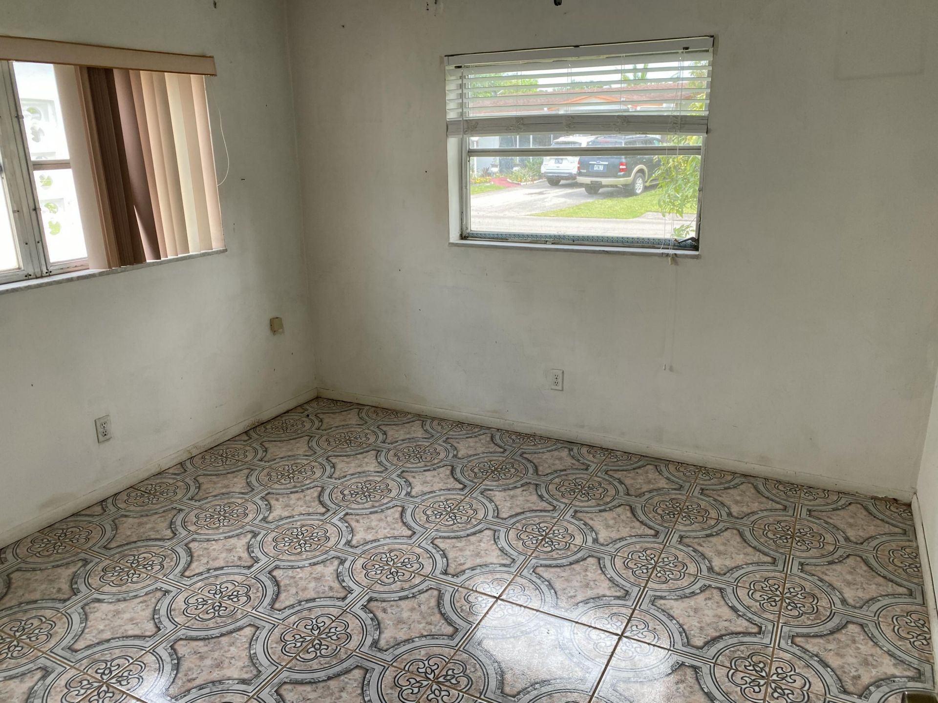 5139 NW 43rd Court, Lauderdale Lakes, FL 33319 Photo