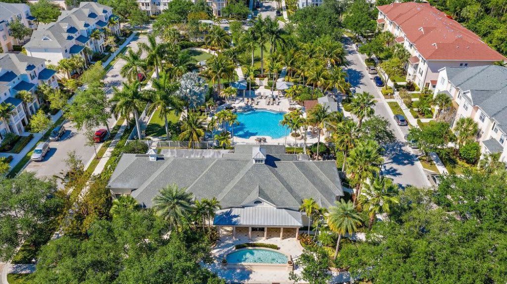 826 Dakota Drive, Unit 102, Jupiter, FL 33458 Photo