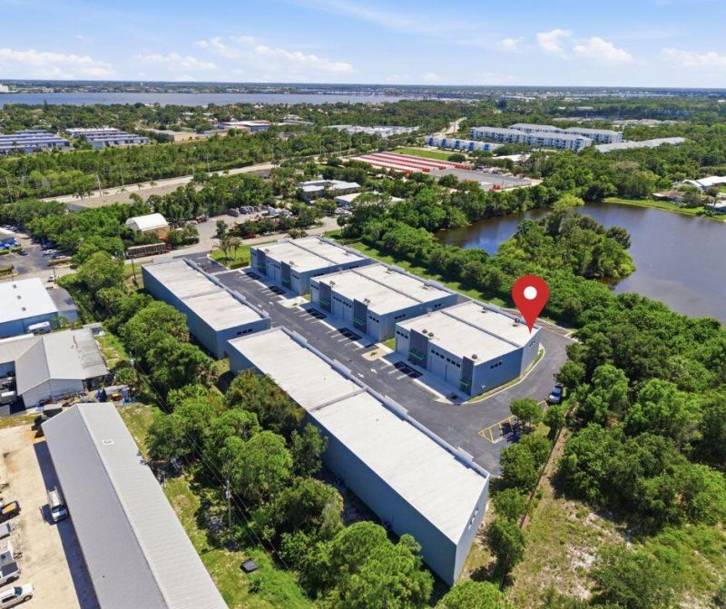 861 NE Industrial Blvd Boulevard, Unit 18, Jensen Beach, FL 34958 Photo