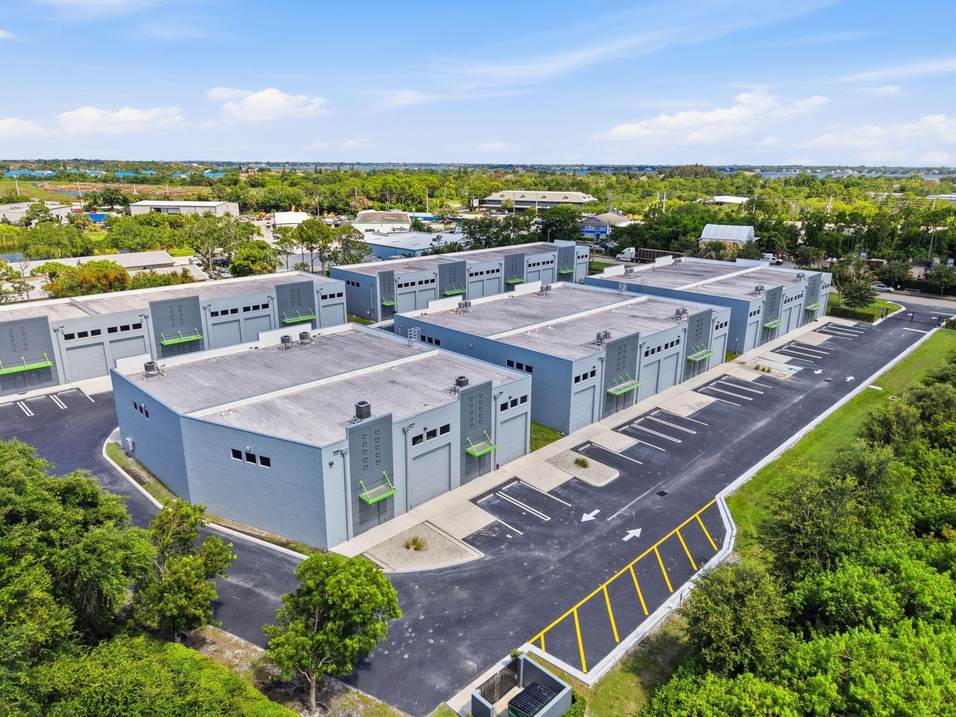 861 NE Industrial Blvd Boulevard, Unit 18, Jensen Beach, FL 34958 Photo
