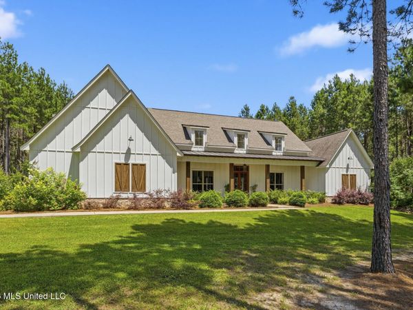 790 Clover Ridge Way, Brandon, MS 39047