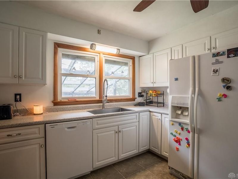 1128 Gray Avenue, Greenville, OH 45331 Photo 9