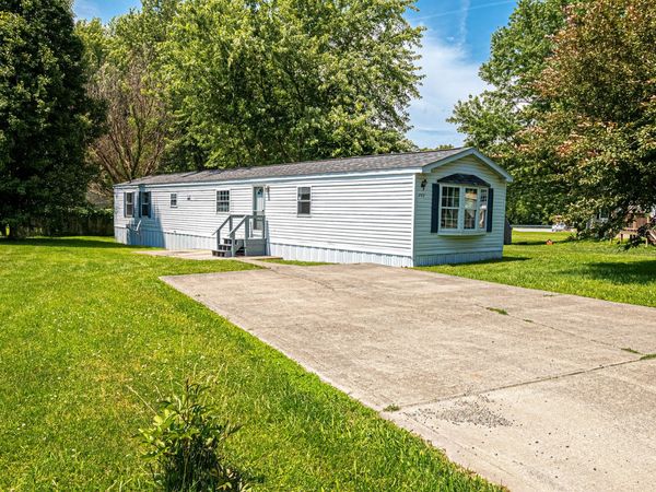 292 Bubble Loo Road, Cloverdale, IN 46120