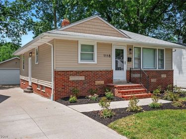 1118 Summit Drive, Mayfield Heights, OH 44124