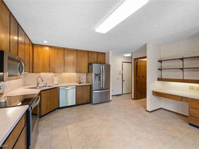 21454 Oak Bark Trail , Strongsville, OH 44149 Photo 19