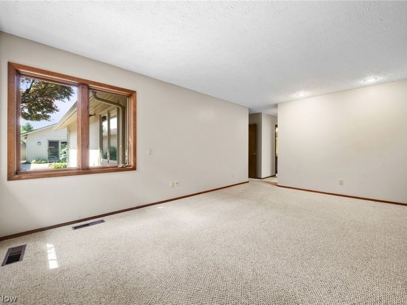 21454 Oak Bark Trail , Strongsville, OH 44149 Photo 24